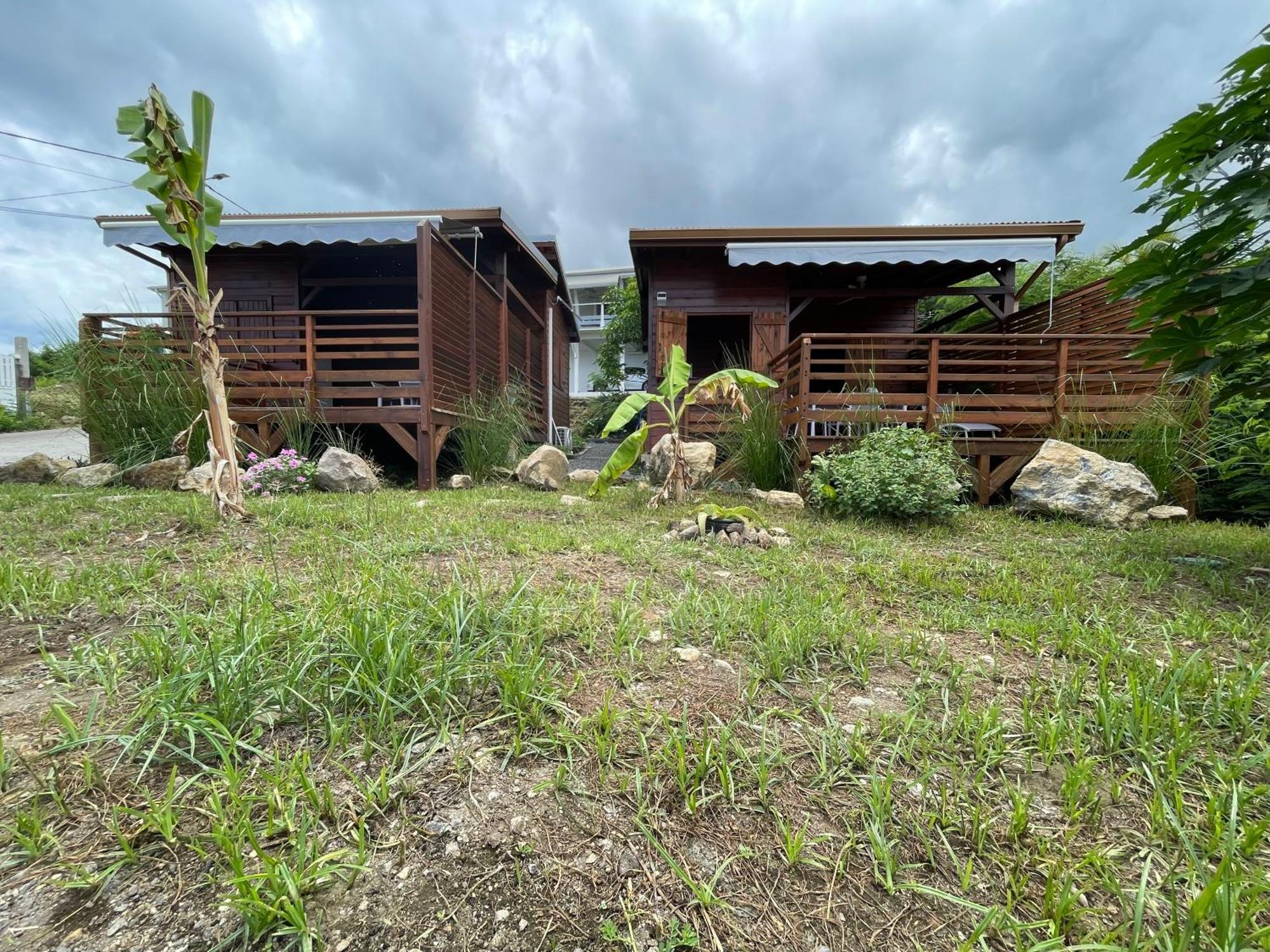 Bungalow Lanar'Am Graj - 2 Bouillante Bagian luar foto